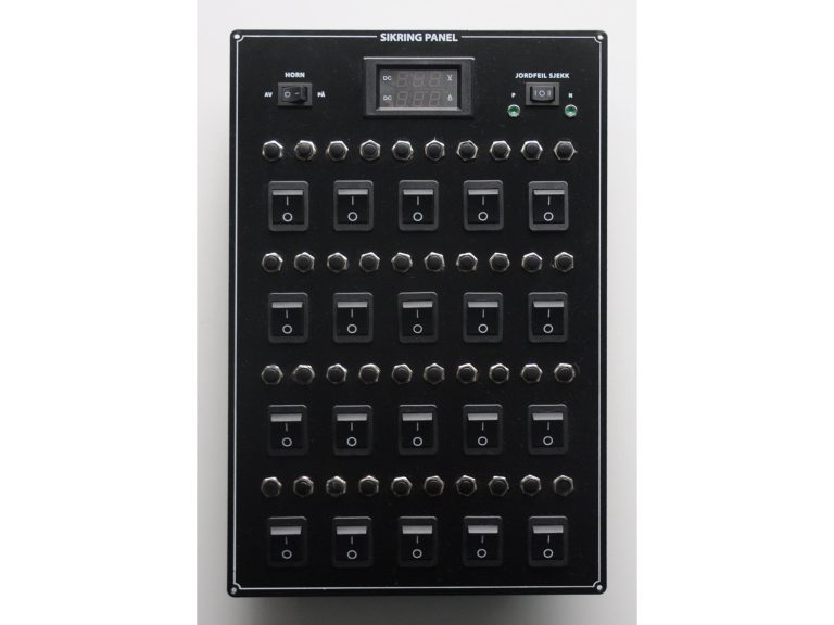 Bryterpanel: BP-2012 og BP-2024